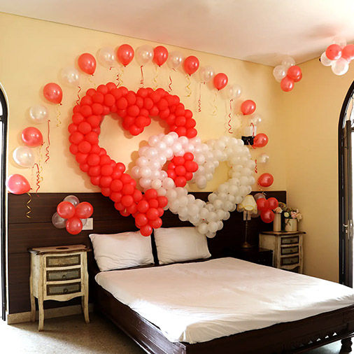 Balloon Simple Engagement Decoration At Home