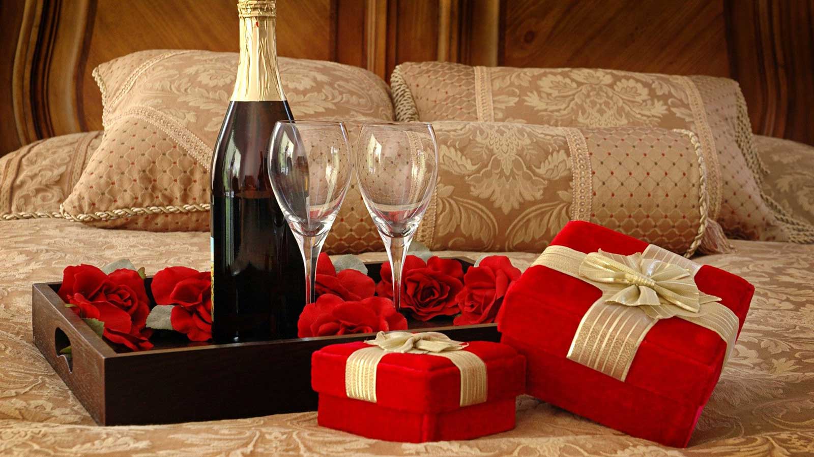 romantic surprise gifts for him
