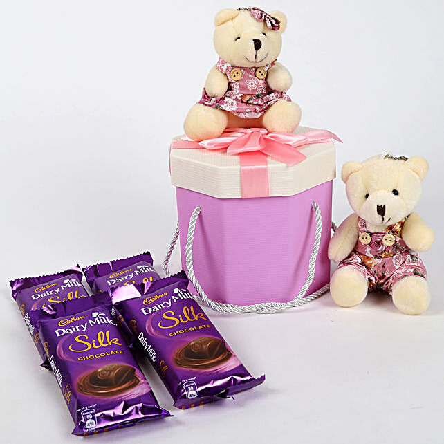 empty gift box for artificial teddy bear