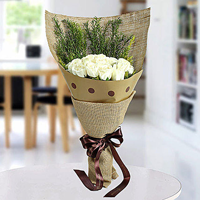 White Roses White Rose Delivery Online Ferns N Petals