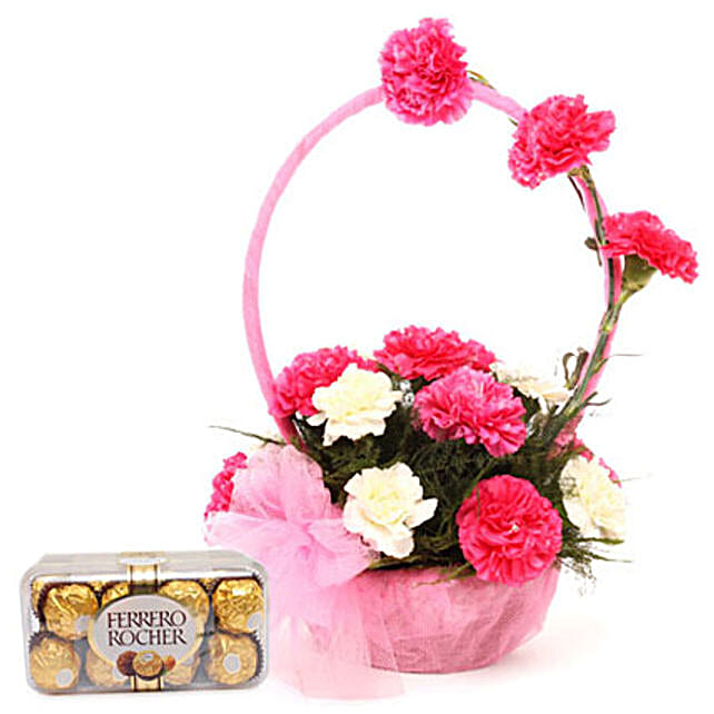 Flower basket with chocolates