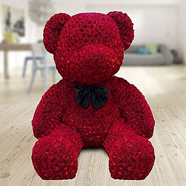 bear made out of roses
