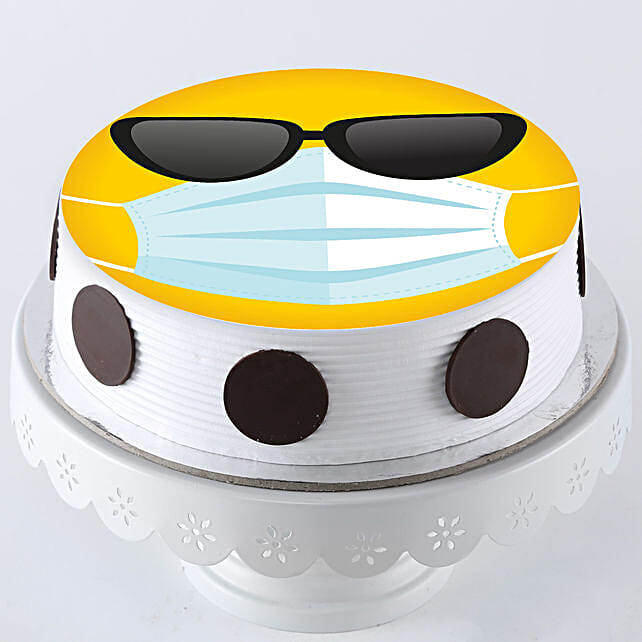 sunglasses emoji cake