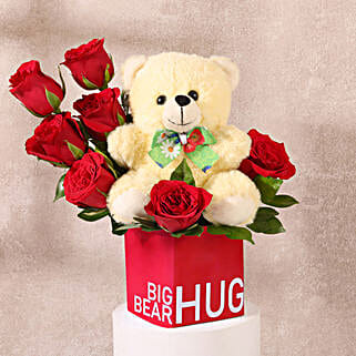 Big Bear Hug Rosey Valentine Vase-picture-17