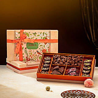 Chokola Treasure Premium Wooden Box Hamper-picture-26