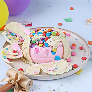 Confetti of Celebration Pinata Cake-picture-41