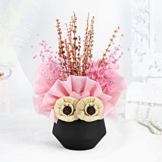 Graceful Dry Flower Medley