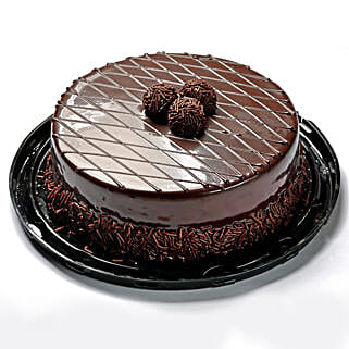 Heavenly Truffle Cream Cake Half Kg-picture-26