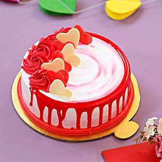 In Love Strawberry Cake Half Kg-image-2