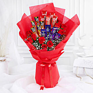 Le Rouge DAmour Bouquet of Flora N Chocolates-picture-16