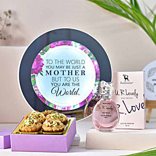 Mom The World Gift Hamper-picture-18