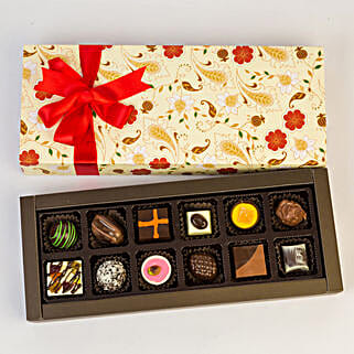 Permium Floral Box Of Chocolates 12 Pcs-picture-37