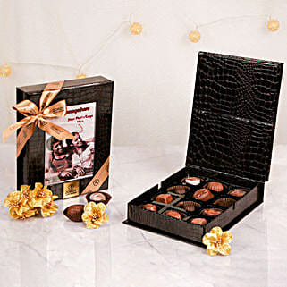 Personalised Photo Gift Box with Assorted Pralines-picture-22