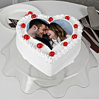 Pineapple Photo Cake Heart Shaped Half Kg-picture-36