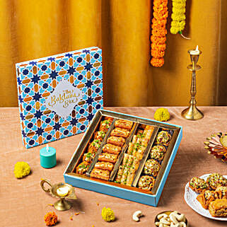The Baklava Box Flavourful Gift Hamper-picture-46