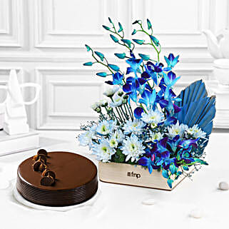 Tranquil Orchid Dream Bouquet N Truffle Cake Combo-picture-22