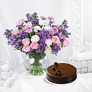 Twilight Magic Bouquet N Truffle Cake Combo-picture-43