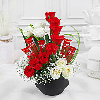 Velvet Petals and Sweet Serenade Bouquet-picture-39