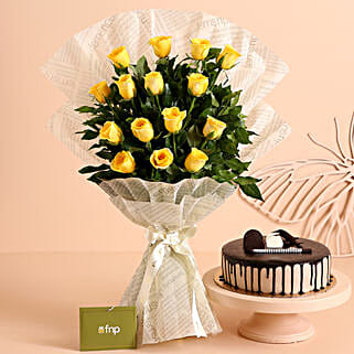 Vibrant Feelings Roses Bouquet Chocolate Cake-picture-43