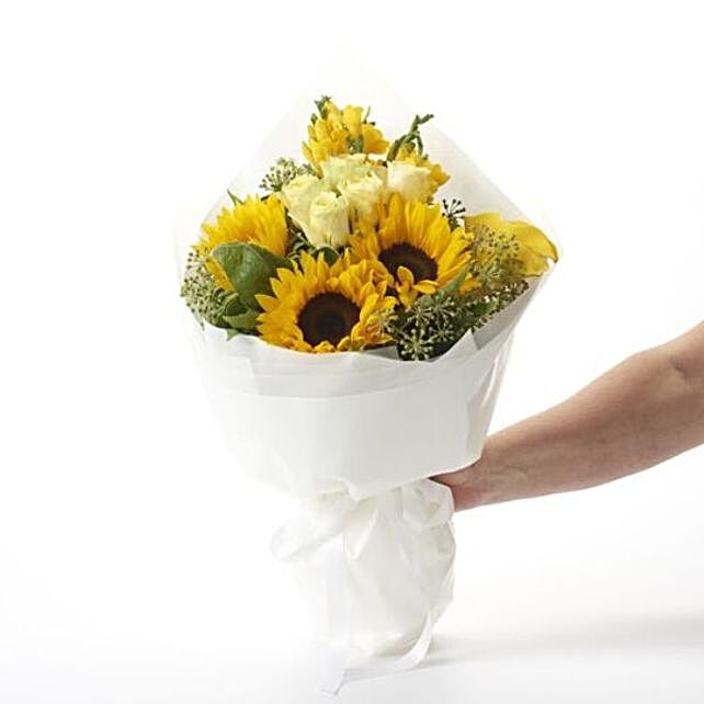 Flower Delivery New Zealand Send Flowers To New Zealand New Zealand Flowers Ferns N Petals